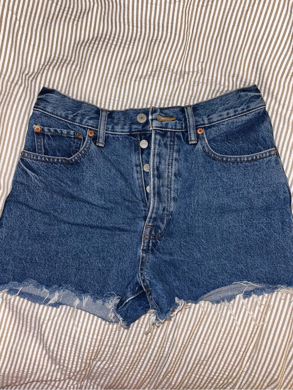 Lucky Brand traveler Jean shorts
